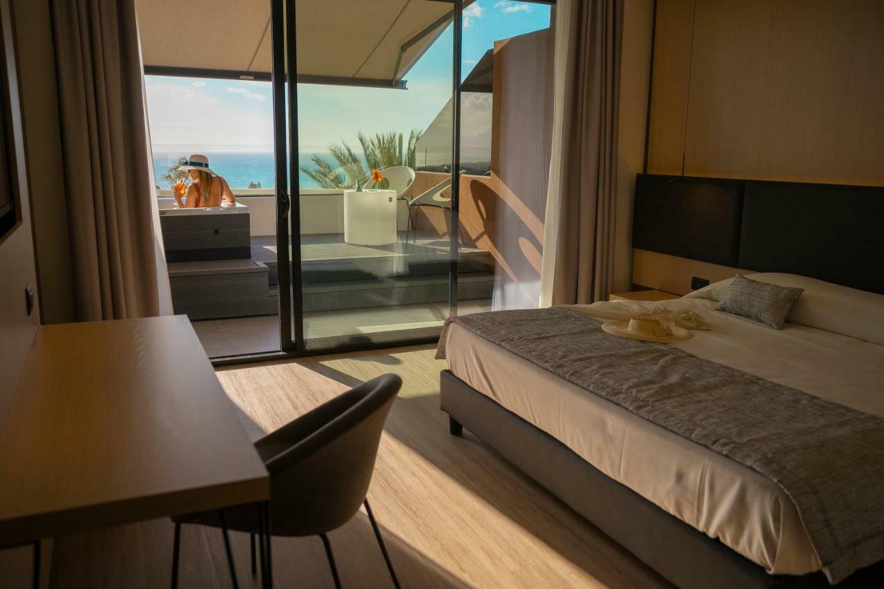Hotel Costa Verde 체팔루 외부 사진
